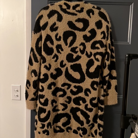 Leopard Print Cardigan - Picture 5 of 5